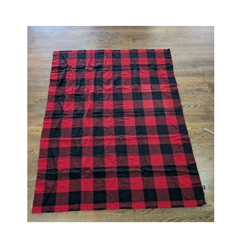 Woolrich Buffalo Plaid Wool Throw Blanket 72x57 Checkered Cabin Farmhouse Picnic